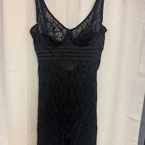 NWOT-Else Black Lace Biker Short